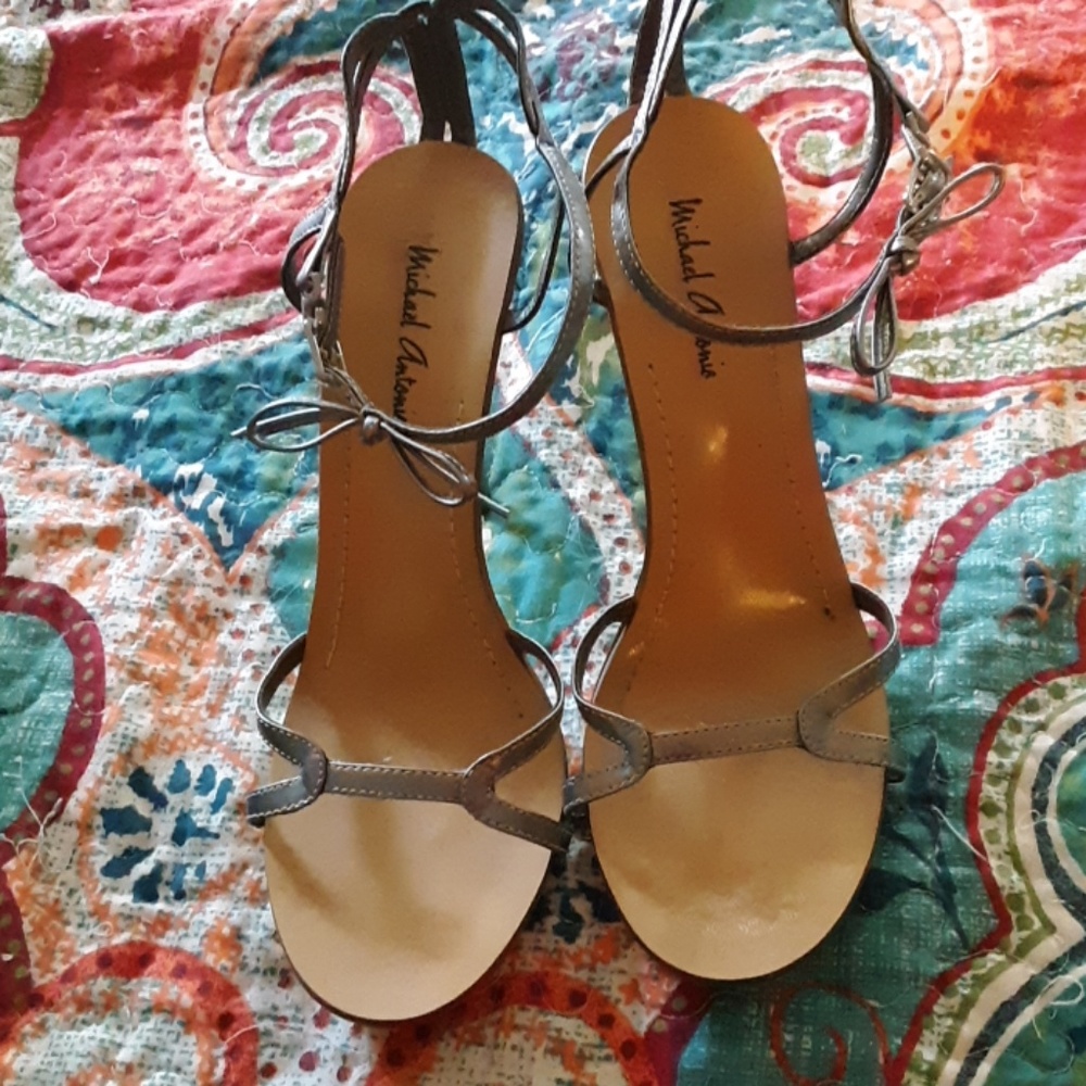 Dress sandals